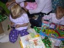2005-12-21 the twins debut 043.jpg